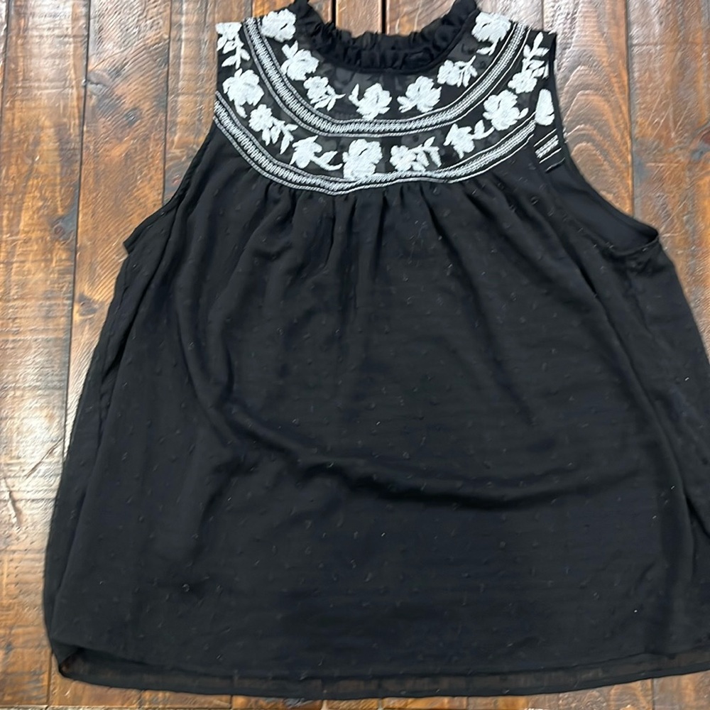 Fun sleeveless top